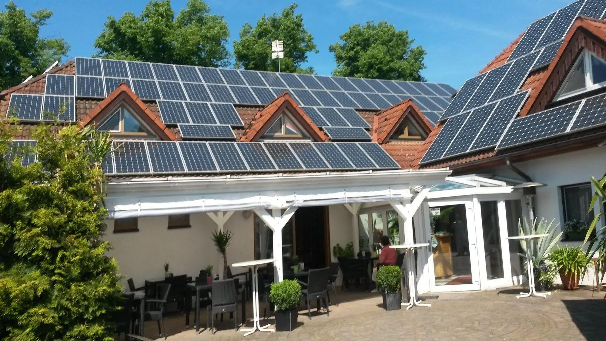 Landhotel Zum Baggernpuhl Wachow Екстериор снимка